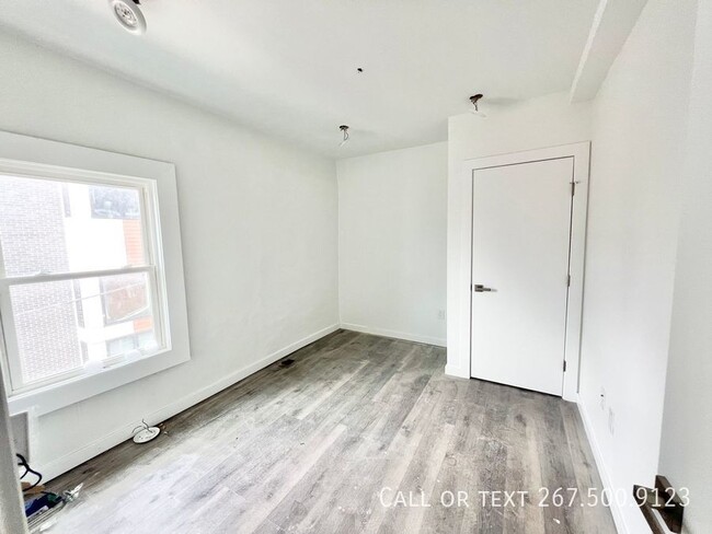 Building Photo - Beautiful Newly renovated 1BR unit in  Gre...