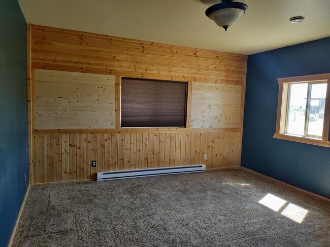 Building Photo - 256 E Fork Big Sandy Rd