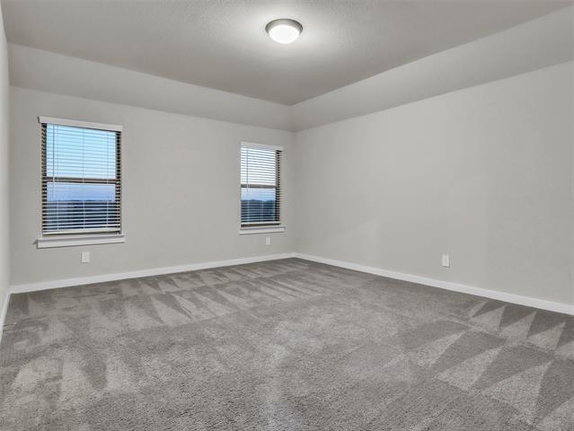 Building Photo - 2214 Spring Side Dr