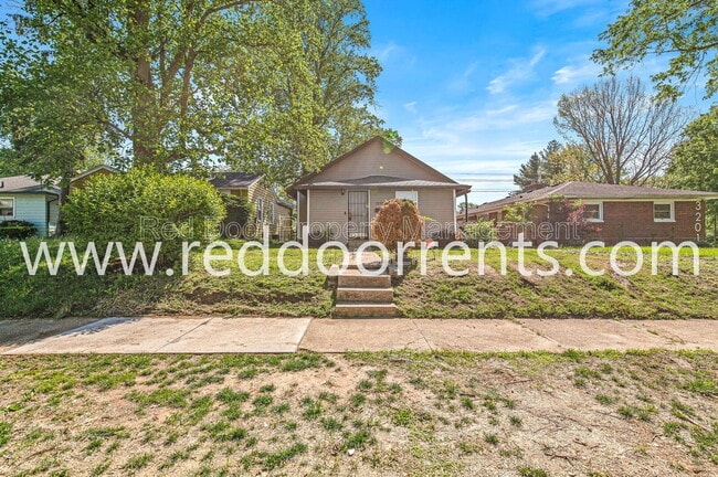 Building Photo - 3207 N Arsenal Ave