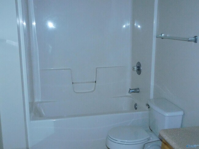 Building Photo - 134 Kendrick Ln
