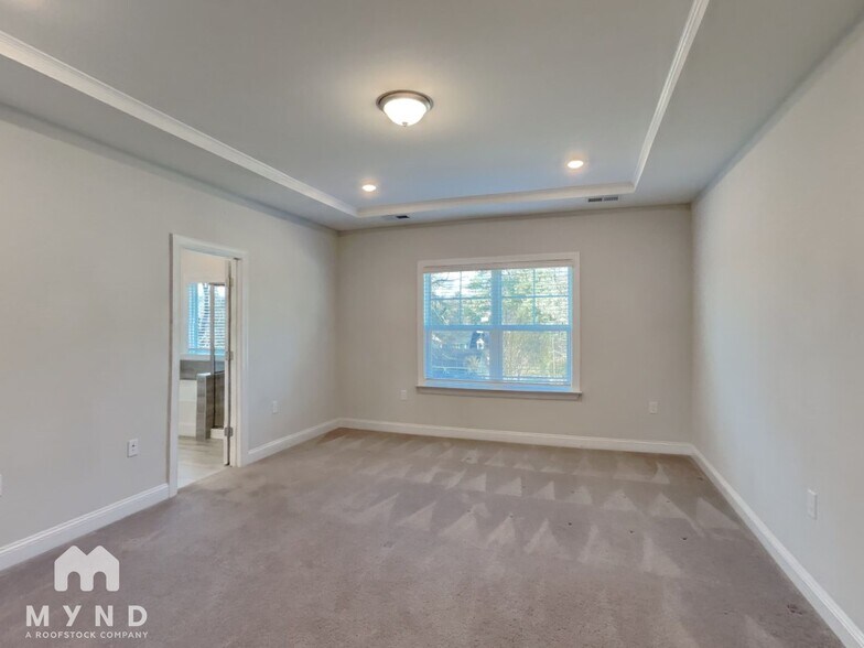 Building Photo - 395 Jorpaul Dr