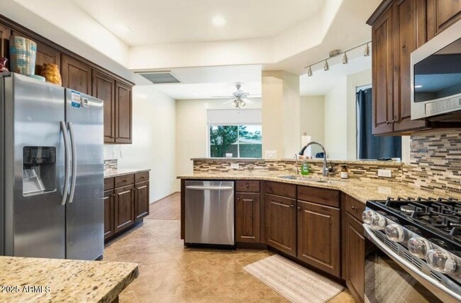 Building Photo - 675 N. Encanto Village Way