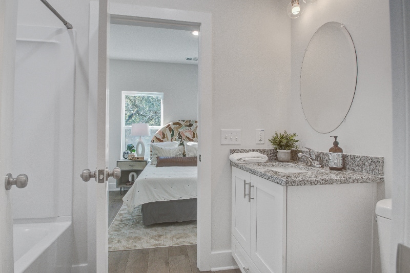 Building Photo - 5739 Murray Dr