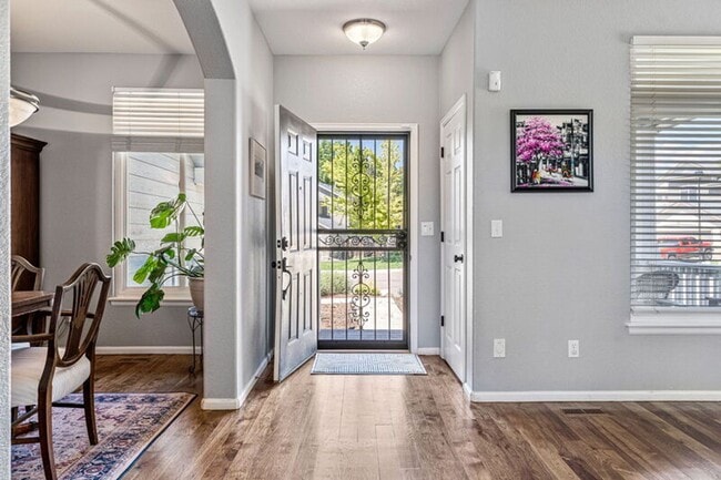 Building Photo - 4172 S Deframe Ct