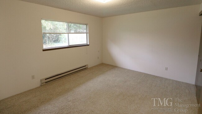Building Photo - 3283 Addy St