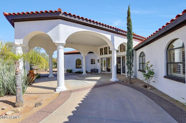 Building Photo - 8171 E Whispering Wind Dr