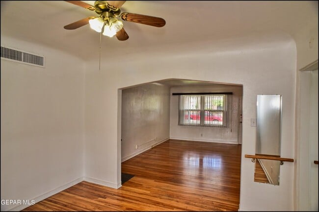 Building Photo - 815 Ellis St