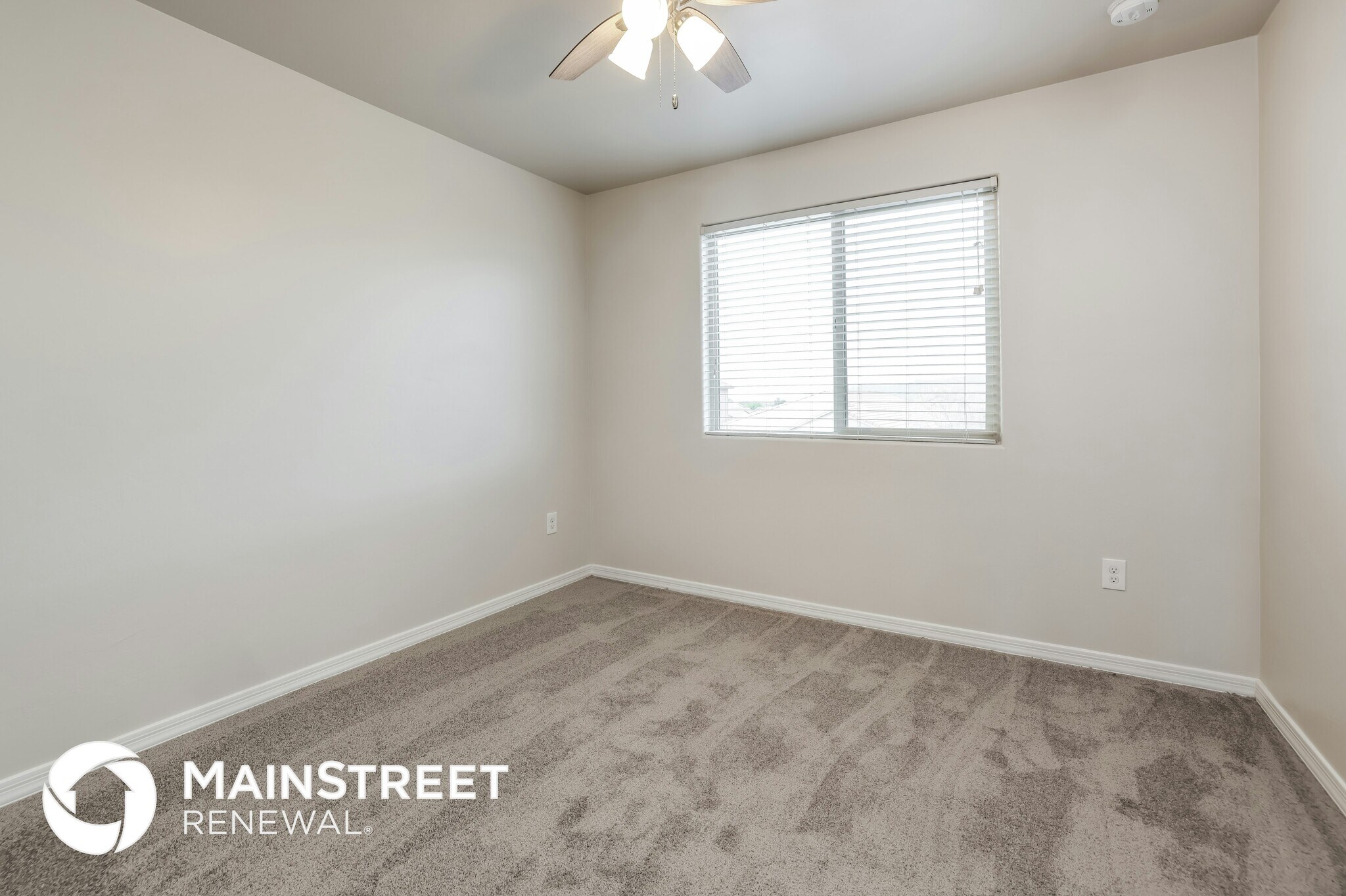 Building Photo - 8285 W Kittiwake Ln
