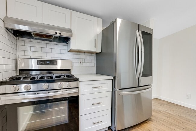 Building Photo - 631 Indiana Ave