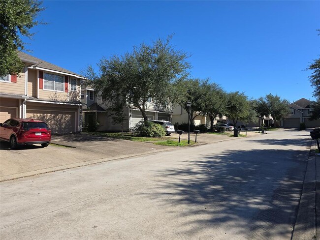 Building Photo - 12418 Oriole Lake Way