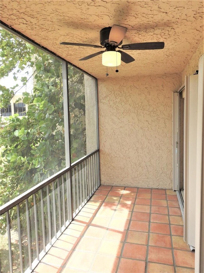 Building Photo - 8401 SW 107th Ave