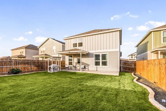 Building Photo - 329 Green Egret Wy