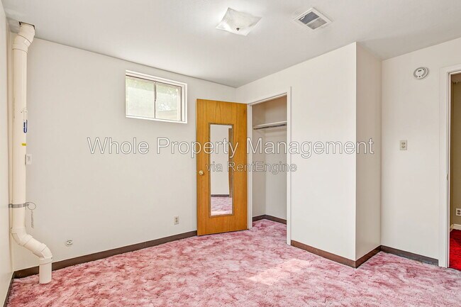Building Photo - 1406 E 108th Pl