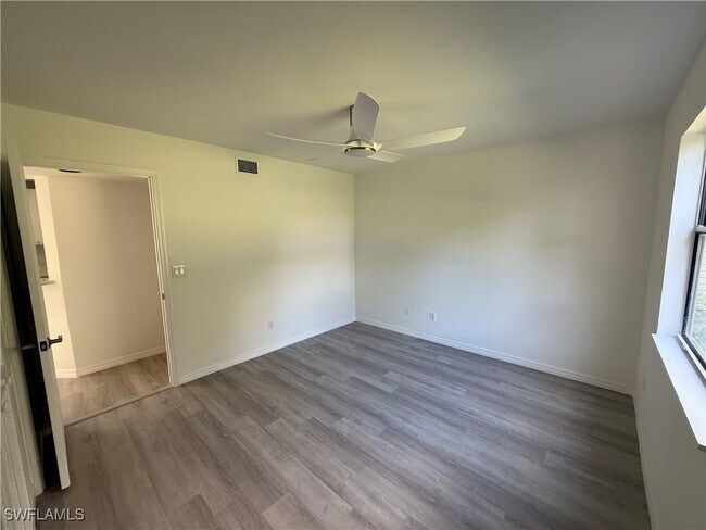 Building Photo - 1526 Trafalgar Ln