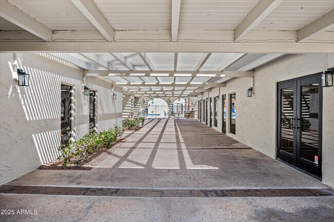 Building Photo - 7940 E Camelback Rd