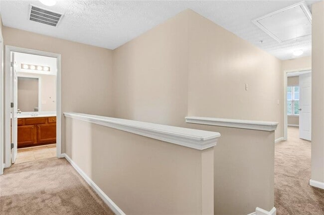 Building Photo - 1760 Millstream Hollow