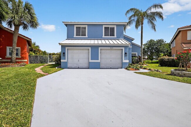Building Photo - 8225 Pelican Harbour Dr