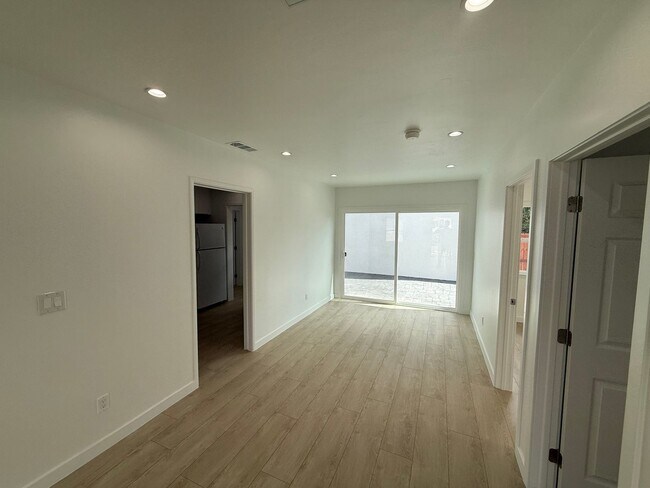 Building Photo - Bassest Properties