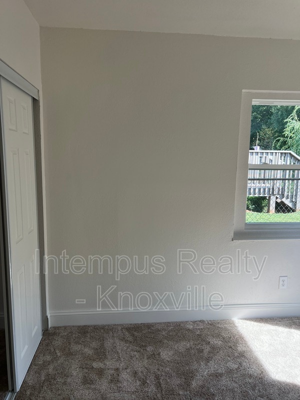 Building Photo - 1712 Vada Cir