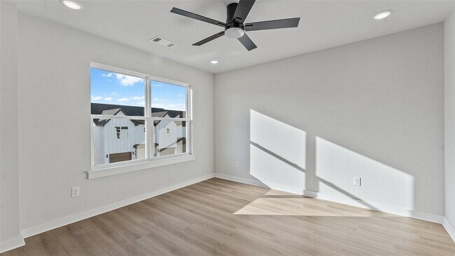 Building Photo - 1705 Cuppett Cir