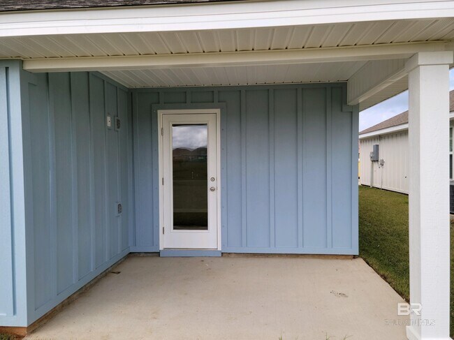 Building Photo - 23213 Shadowridge Dr
