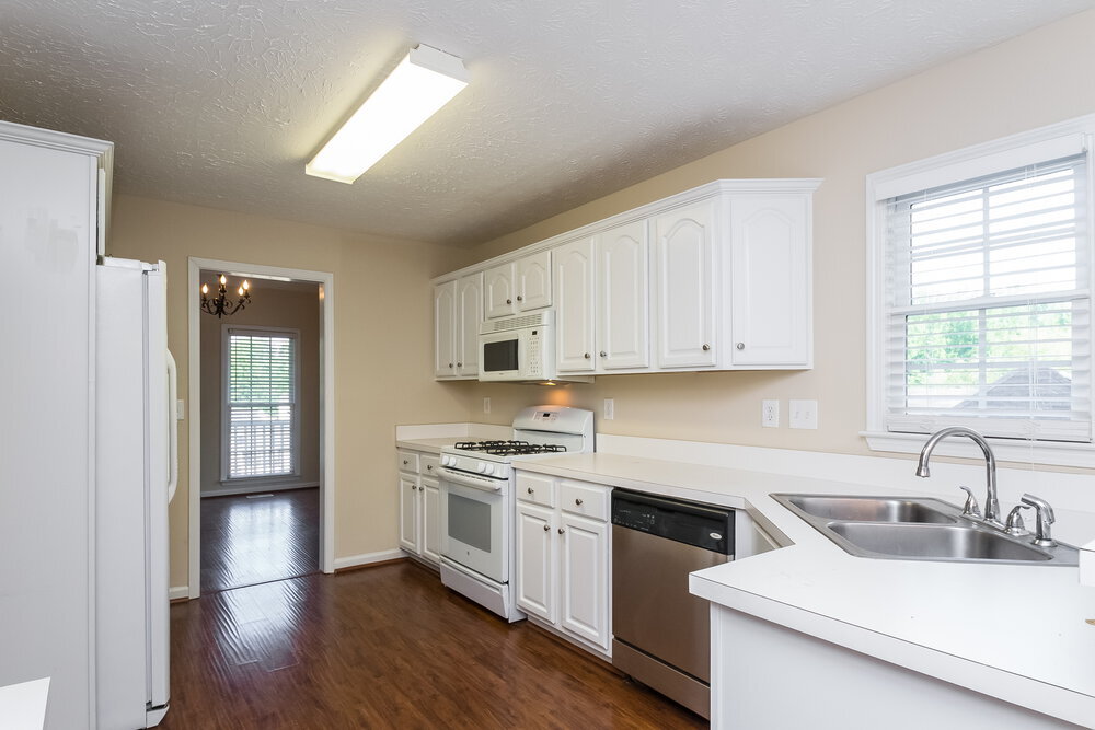 Building Photo - 39 Crestview Dr