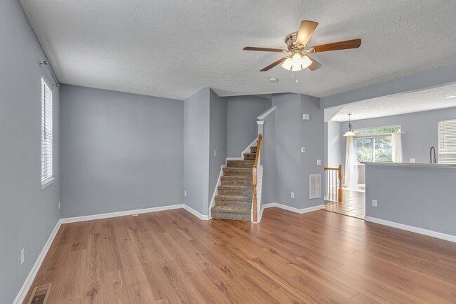 Building Photo - Spacious 2-Bedroom home in Prime West Nash...
