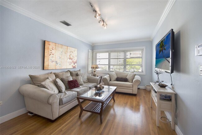 Building Photo - 36 Almeria Ave