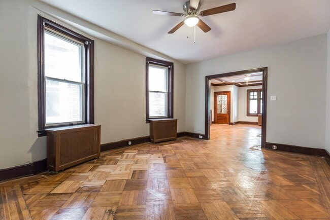 Building Photo - 5425 Cedar Ave