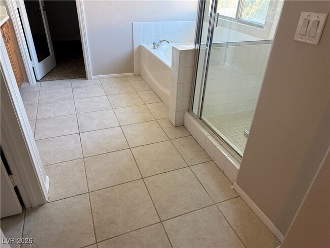 Building Photo - 9275 Cazador St