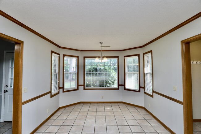 Building Photo - 1450 Morris Way Dr