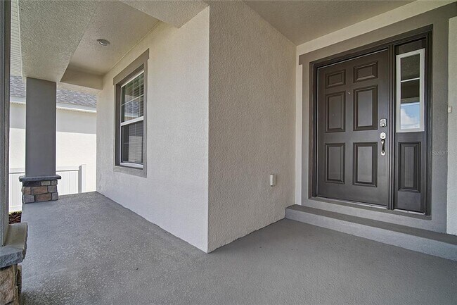 Building Photo - 1460 Fleur Dr