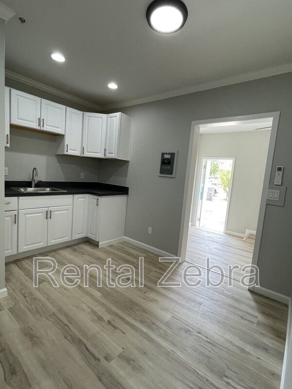 Building Photo - 343 Arlen Dr