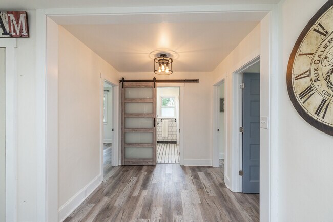 Building Photo - 12383 W Patrick Henry Rd