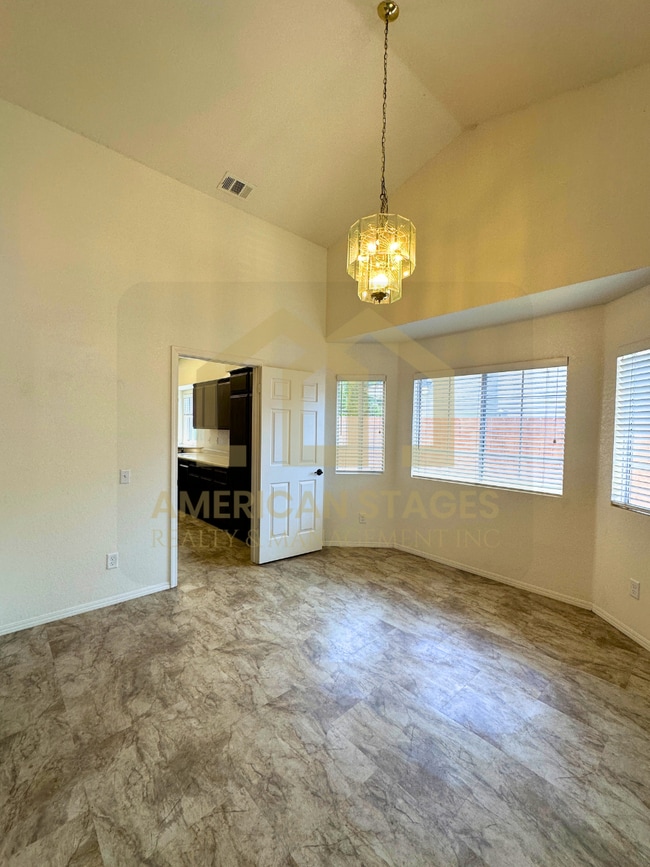 Building Photo - 1417 Glen Ellen Ln