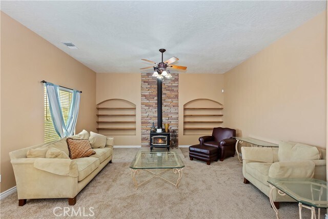 Building Photo - 18611 Kamana Rd