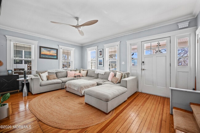 Building Photo - 214 Brinley Ave