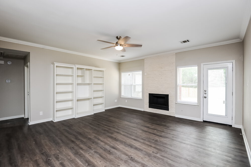 Building Photo - 611 Inglewood Ct