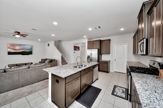 Building Photo - 10618 Amador Peak Dr