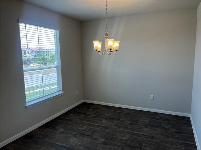 Building Photo - 1916 Whitaker Dr