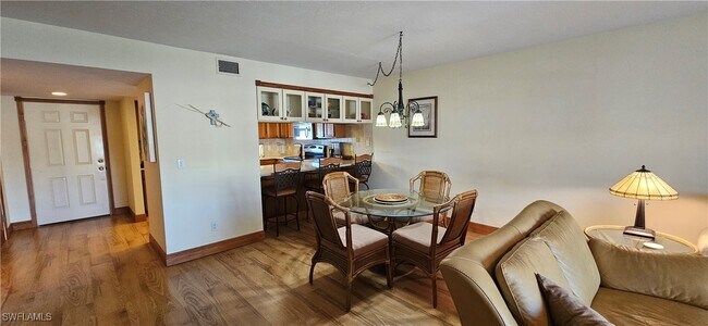 Primary Photo - 4581 Bay Beach Ln