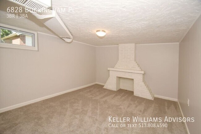 Building Photo - 6828 Buckingham Pl