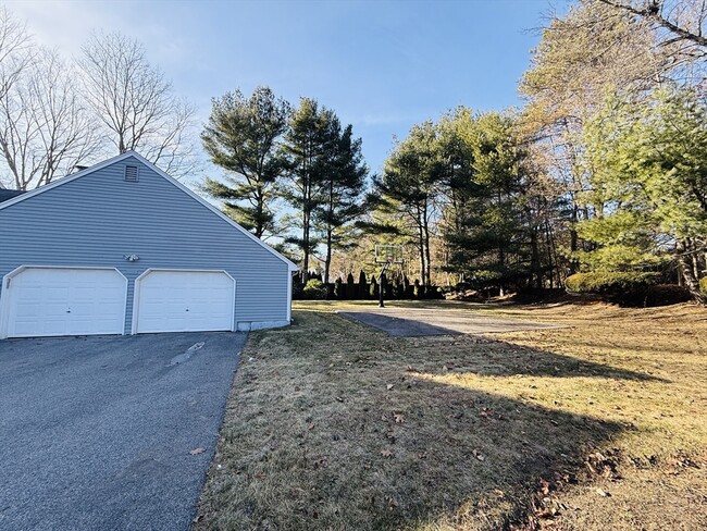 Building Photo - 37 Wildon Rd