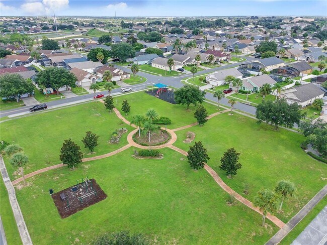 Building Photo - 8105 Santee Dr