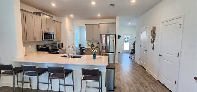 Building Photo - 11406 Listening Dr