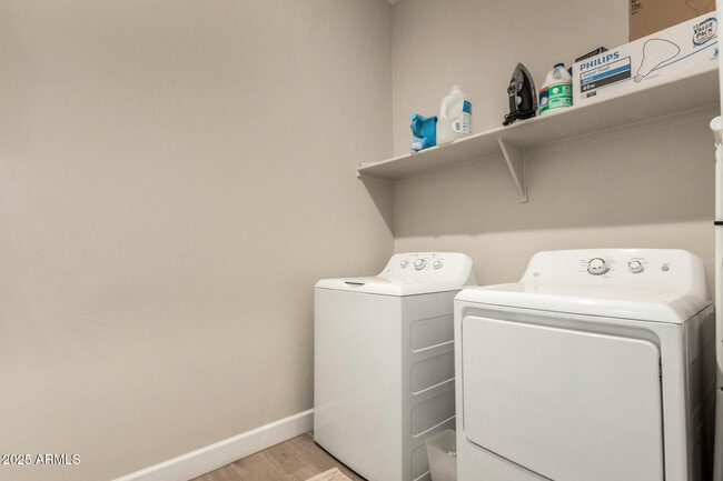 Building Photo - 5314 N 182nd Ln