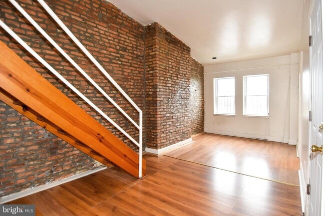 Building Photo - 2408 N Charles St