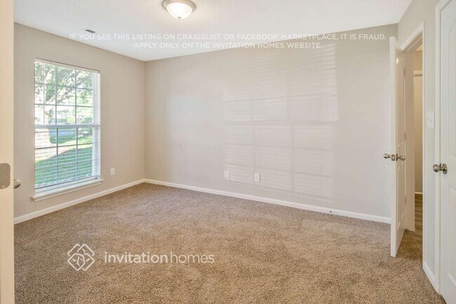 Building Photo - 11927 Brownestone View Dr