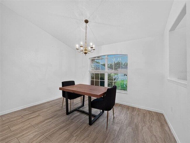 Building Photo - 13405 SW 86th Ave